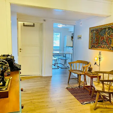 بيت ضيافة ليلاندتونيت يستيفيري 4*