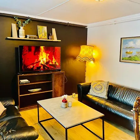 Guest house Lilandtunet
