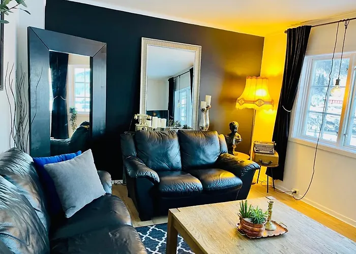 Lilandtunet 4*
