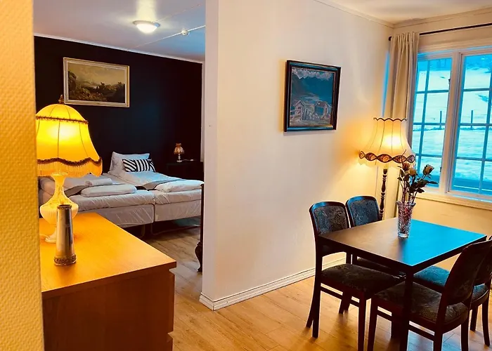 Lilandtunet 4*