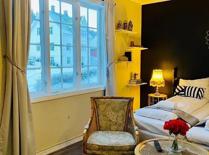 Lilandtunet بيت ضيافة 4*